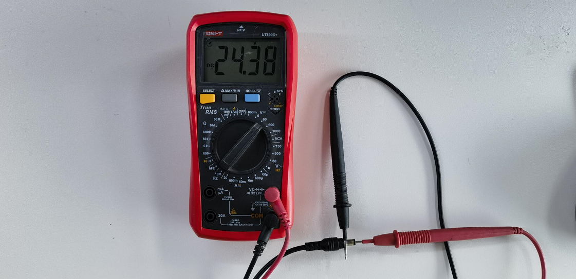 Measuring adapter output with a multimeter